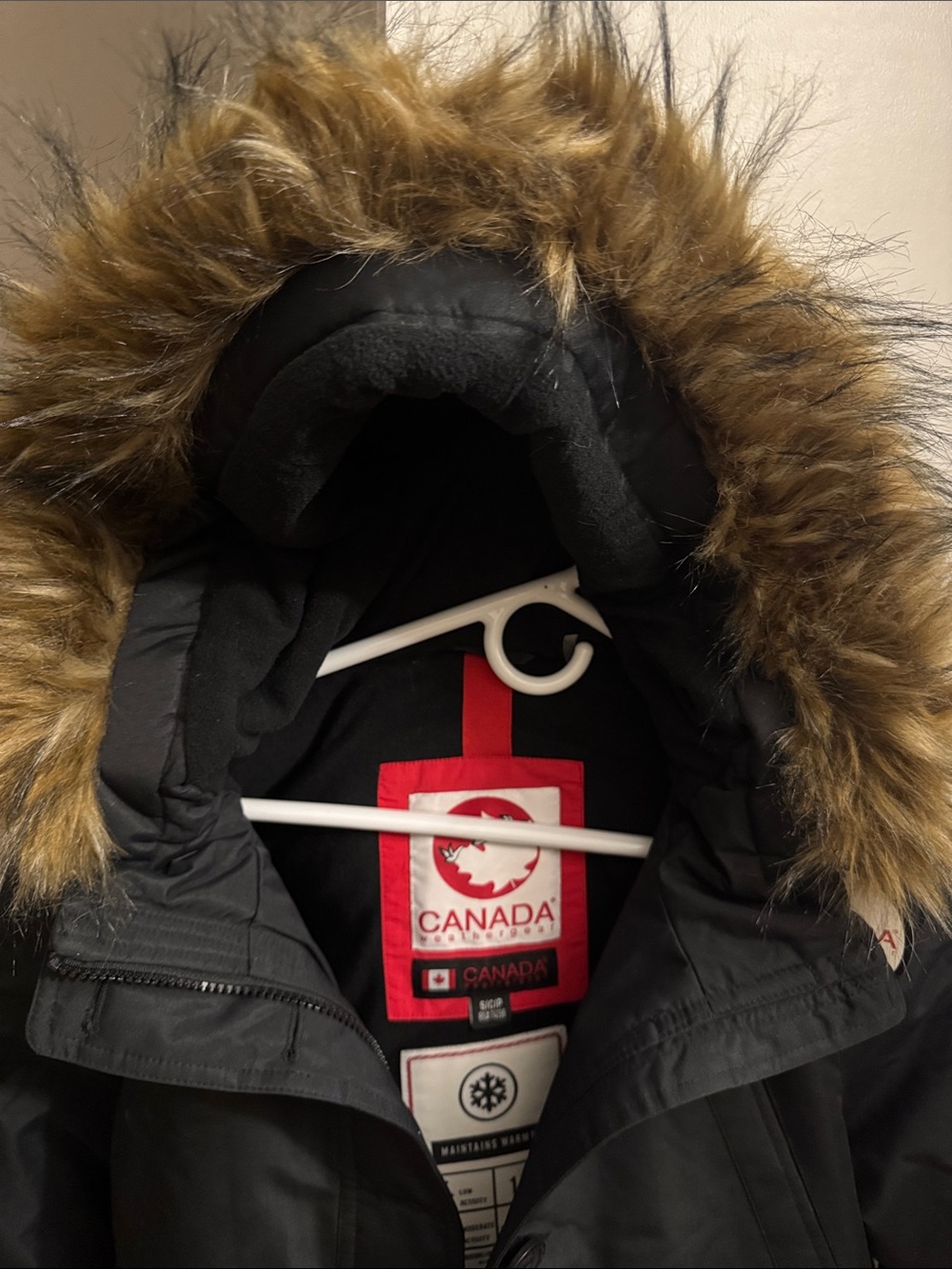 Canada Goose Women's Black Hooded Puffer Jacket with Fur Trim - Picture 3 of 15